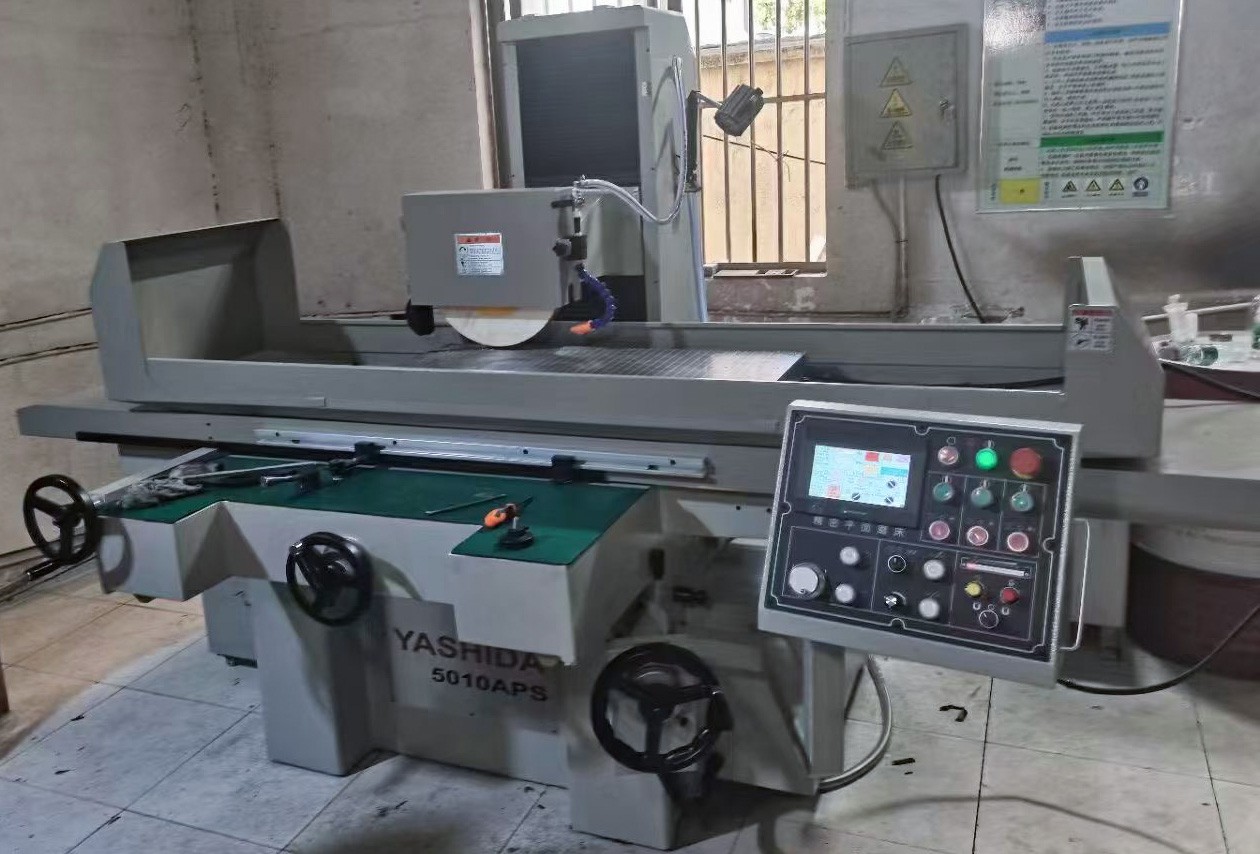 高精密數控平面磨床怎么用？